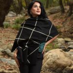 Εσάρπα Καρό (Black)