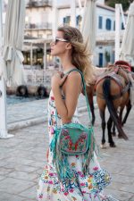 Κεντητή Τσάντα με Κρόσια Τιρκουάζ «Boho Riviera»