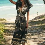 Μαύρο Φόρεμα με Κεντήματα και Βολάν “ Cecilia”