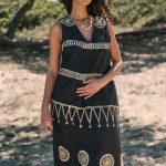 Αμάνικο Μαύρο Φόρεμα με Κεντήματα “Doris”