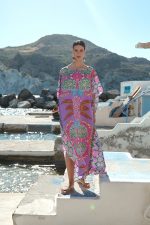 Μακρύ Καφτάνι Με Boho Print Σε Λιλά Φόντο