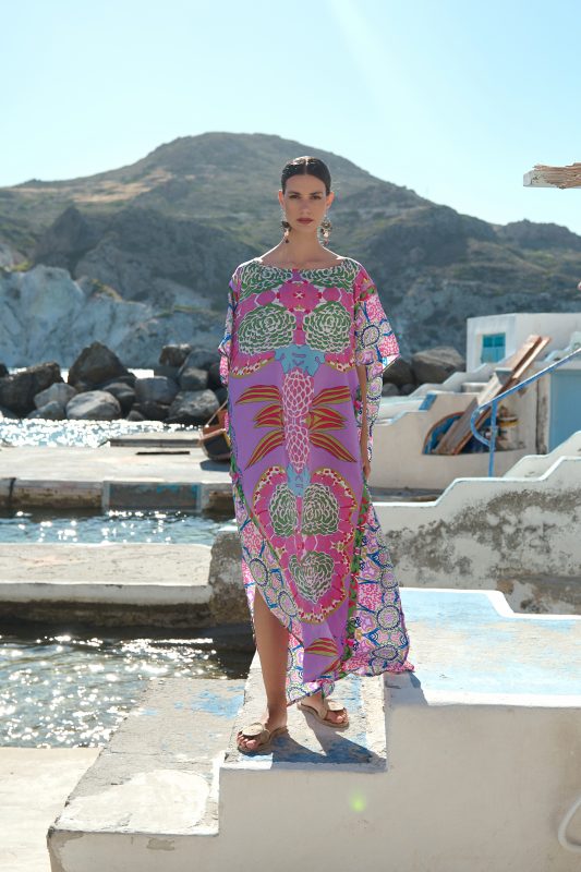 Μακρύ Καφτάνι Με Boho Print Σε Λιλά Φόντο