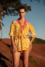 Ολόσωμο Σορτς Με Ώμους Έξω Yellow Print