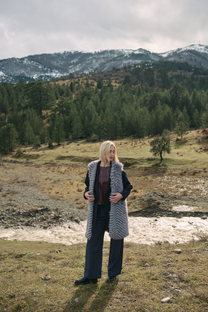 Γιλέκο Faux Fur Γκρι Ζεβρέ “Silver Mist”