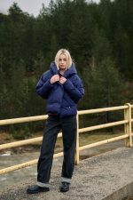 Μπλε Κοντό Puffer Jacket με Κουκούλα “Arctic”
