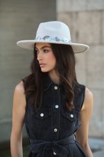 Καπέλο Western με Μεταλλικό Σχέδιο “Isolde”