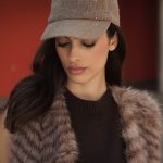 Καπέλο Πλεκτό Καφέ με Λάμψη “Arden”