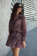 Μίνι Φόρεμα Μπορντό με Paisley Print “Adele”