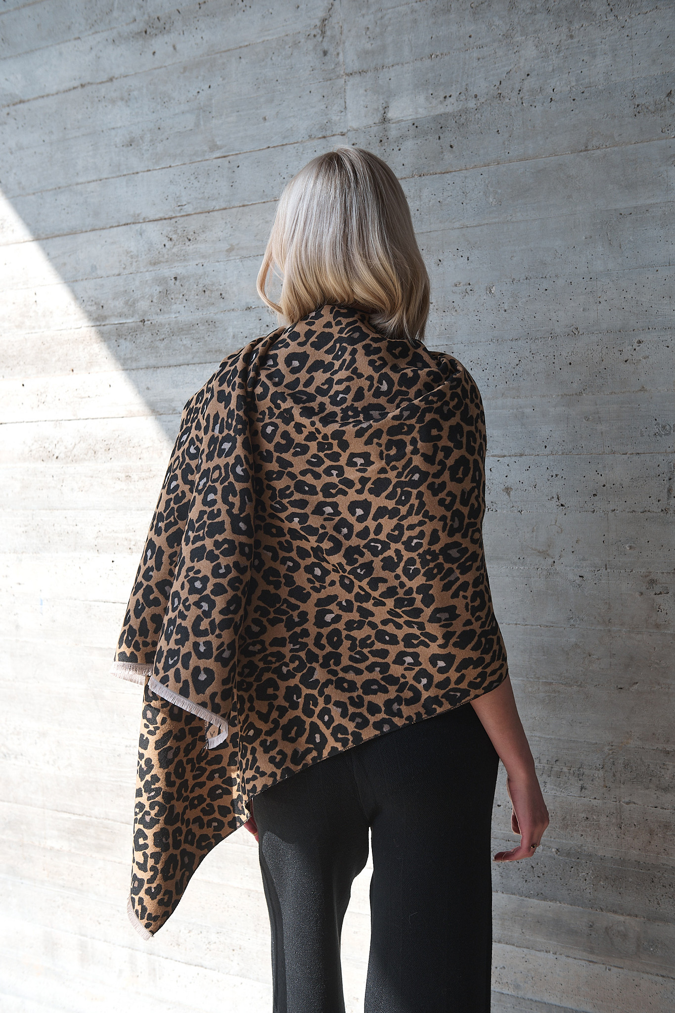 Κασκόλ Animal Print σε Καφέ Τόνο “Zahara” Κασκόλ Animal Print σε Καφέ Τόνο “Zahara”