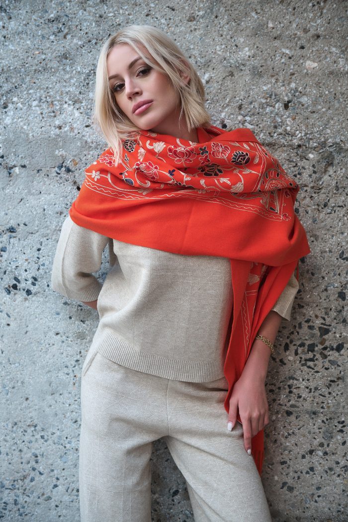 Φουλάρι Πορτοκαλί με Κεντήματα “Saffron”