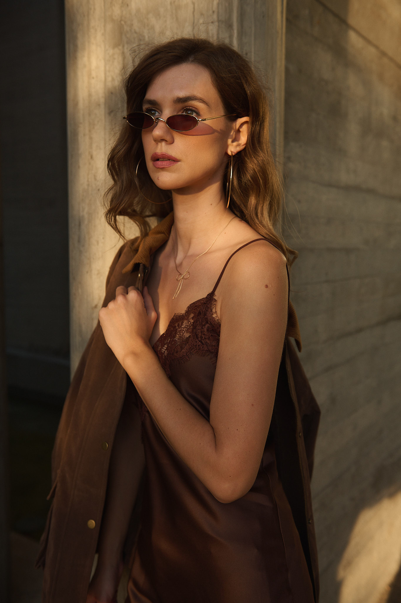 Φόρεμα Σατέν Σοκολατί Με Δαντέλα “Bronze Rose” Φόρεμα Σατέν Σοκολατί Με Δαντέλα “Bronze Rose”