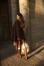 Φόρεμα Σατέν Σοκολατί Με Δαντέλα “Bronze Rose”