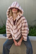 Κάπα Faux Fur Με Κουκούλα “Rosella”