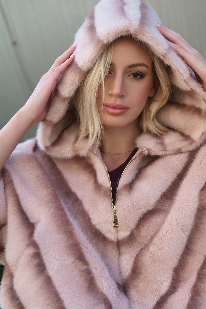 Κάπα Faux Fur Με Κουκούλα “Rosella”
