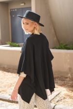Μαύρο καπέλο “Corvus”