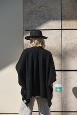 Πλεκτή Kάπα “Noir”