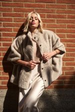 Κάπα Faux Fur Μπεζ “Dove”