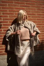 Κάπα Faux Fur Μπεζ “Dove”