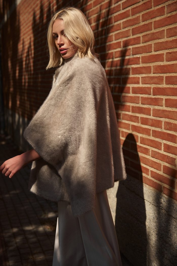 Κάπα Faux Fur Μπεζ “Dove”
