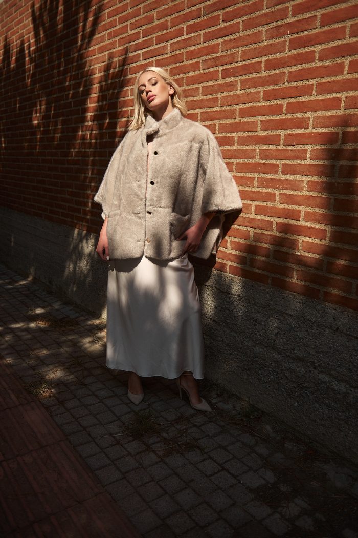 Κάπα Faux Fur Μπεζ “Dove”