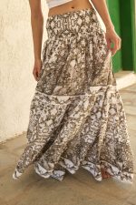Φούστα Maxi Λευκή με Μπεζ Baroque Print “Serafina”
